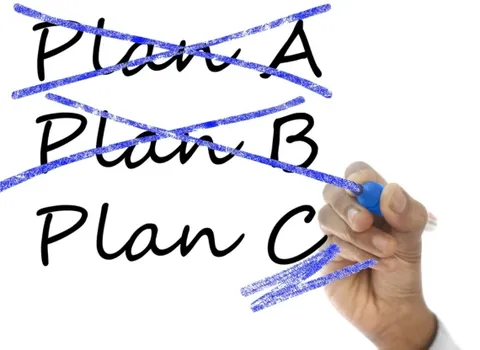 Lernsituation: Kind arbeitet mit Lernbegleiter:in